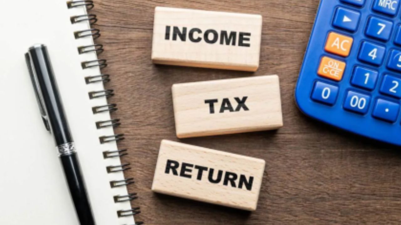 सरकार ने बढ़ाई सिर्फ 1 दिन के लिए ITR डेडलाइन, 31 दिसंबर तक ऐसे भर सकते हैं इनकम टैक्स रिटर्न