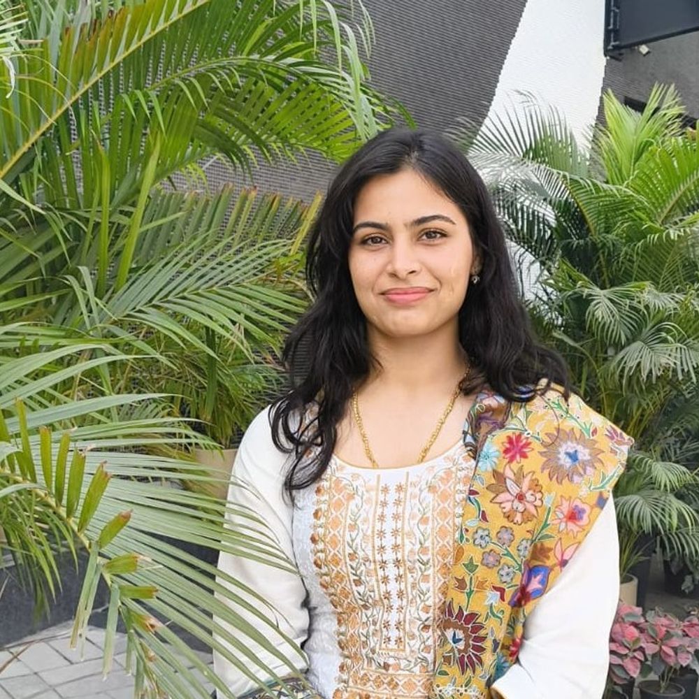 मनु भाकर ने बाढ़ पीड़ितों के लिए की प्रार्थना:अपने X हैंडल पर पोस्ट कर सबकी सलामती की चिंता जाहिर की