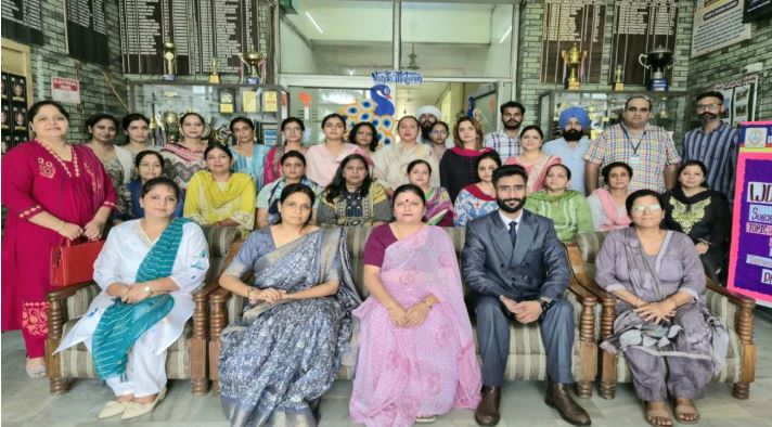 ਦਰਸ਼ਨ ਅਕੈਡਮੀ ਨੇ ਕਰਵਾਇਆ ਸੀਬੀਐੱਸਈ ਸਮਰੱਥਾ ਨਿਰਮਾਣ ਸਮਾਗਮ