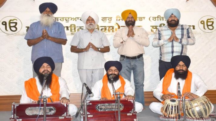 ਗੁਰਦੁਆਰਾ ਸ੍ਰੀ ਗੁਰੂ ਸਿੰਘ ਸਭਾ ਵਿਖੇ ਕੀਰਤਨ ਸਮਾਗਮ ਕਰਵਾਇਆ