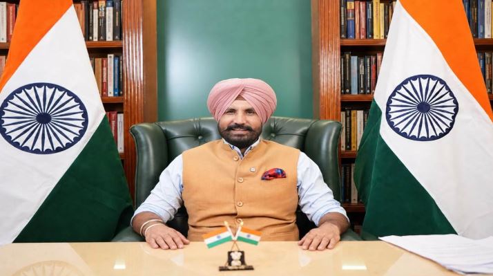 ਆਪ’ ਸਰਕਾਰ 'ਤੇ ਵਰ੍ਹੇ ਰਾਜਾ ਵੜਿੰਗ, ਕਿਹਾ- ‘ਮੁਲਾਜ਼ਮਾਂ ਨੂੰ ਆਪਣੀਆਂ ਮੰਗਾਂ ਲਈ ਸੜਕਾਂ 'ਤੇ ਉਤਰਨਾ ਪੈ ਰਿਹੈ’