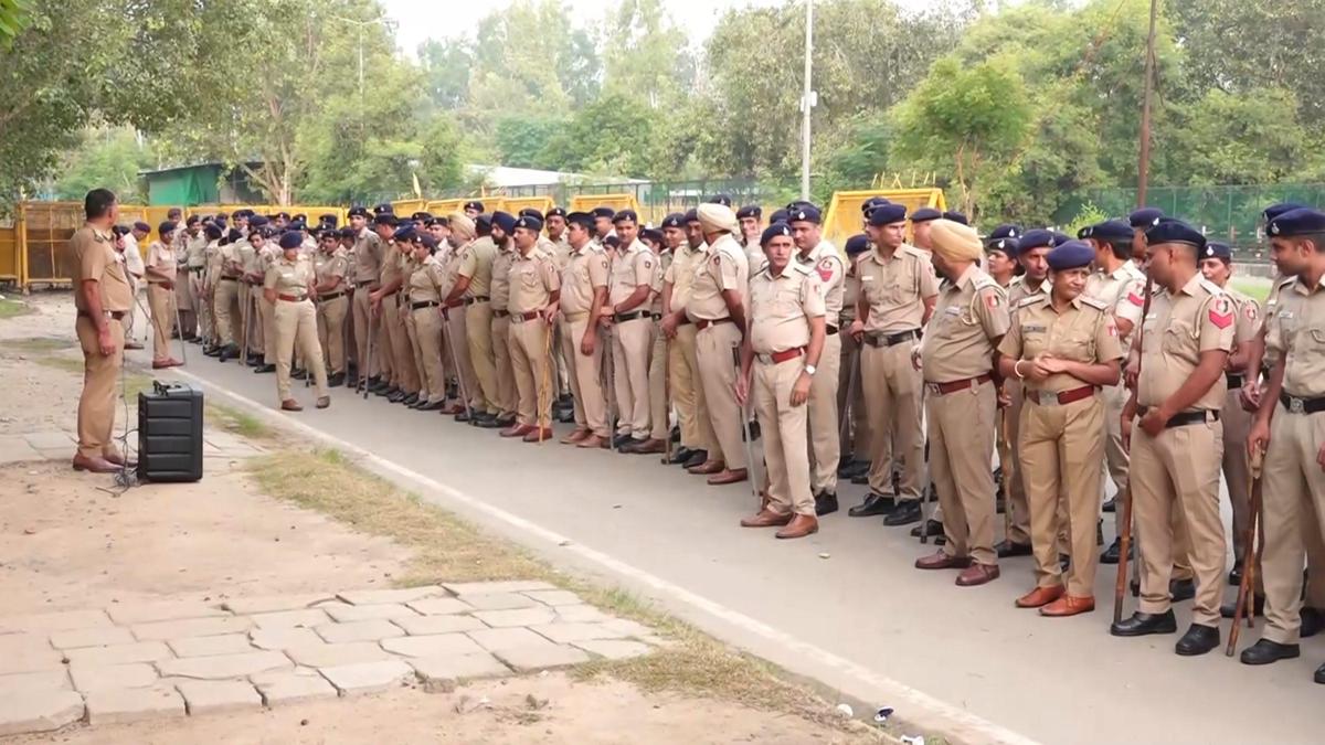 ਪੰਜਾਬ ਭਰ ’ਚ ਠੱਪ ਰਹਿਣਗੇ ਸਰਕਾਰੀ ਦਫ਼ਤਰ: ਮੁਲਾਜ਼ਮਾਂ ਵੱਲੋਂ ਸਮੂਹਿਕ ਛੁੱਟੀ ਦਾ ਐਲਾਨ‘