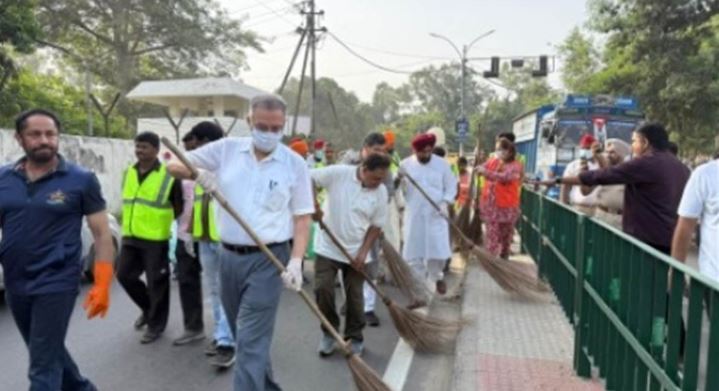 'ਮਿਸ਼ਨ ਕਲੀਨ ਪੰਜਾਬ' : ਮੰਤਰੀਆਂ, ਵਿਧਾਇਕਾਂ, ਮੇਅਰਾਂ ਤੇ ਕੌਂਸਲਰਾਂ ਨੇ ਸੂਬੇ ਭਰ ’ਚ ਸੰਭਾਲੀ ਕਮਾਨ, ਕੂੜੇ ਦੇ ਹਾਟਸਪਾਟ ਕੀਤੇ ਜਾਣਗੇ ਖ਼ਤਮ